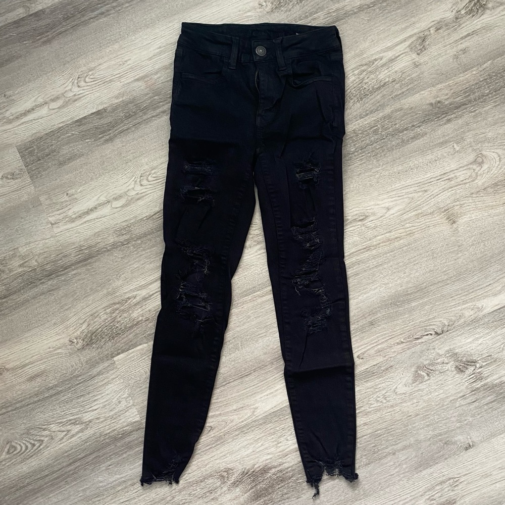 American Eagle Black Ripped Jegging